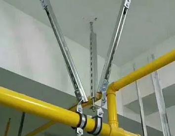 闸阀支撑架的质量要求。价格决定了友谊抗震支撑框架的质量。